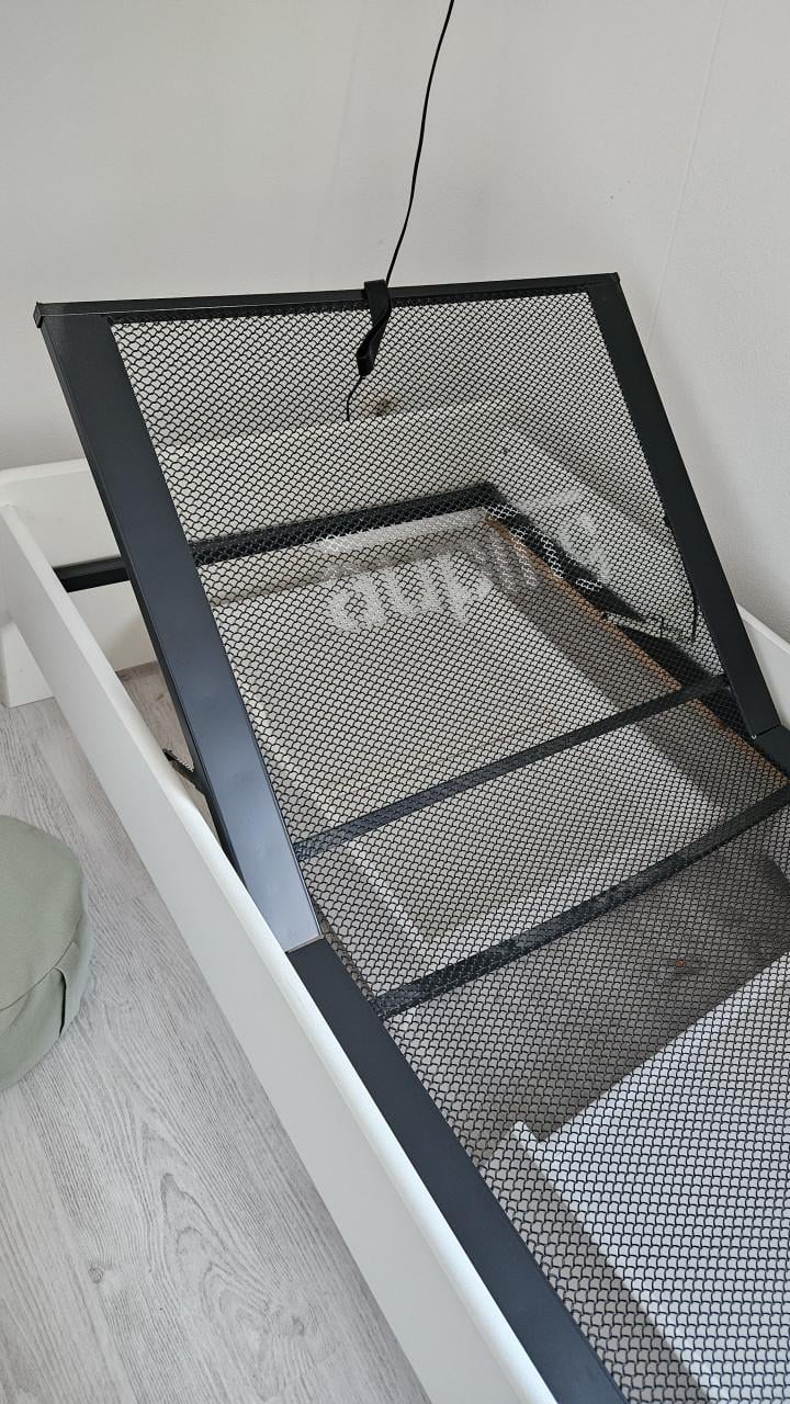 Bed frame incl auping spiraal en matras