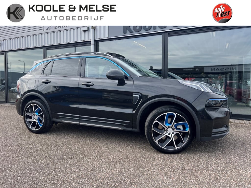 Lynk & Co 01 1.5 261pk plug in hybrid , 360 camera , pano dak , adaptive cc