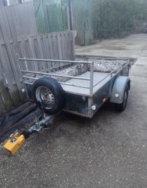 SARIS H200N aanhanger max 1125kg met kenteken