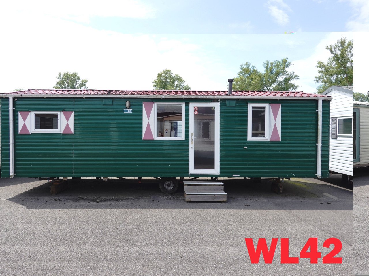 Diverse chalets met middenkamer tot 6 personen te koop