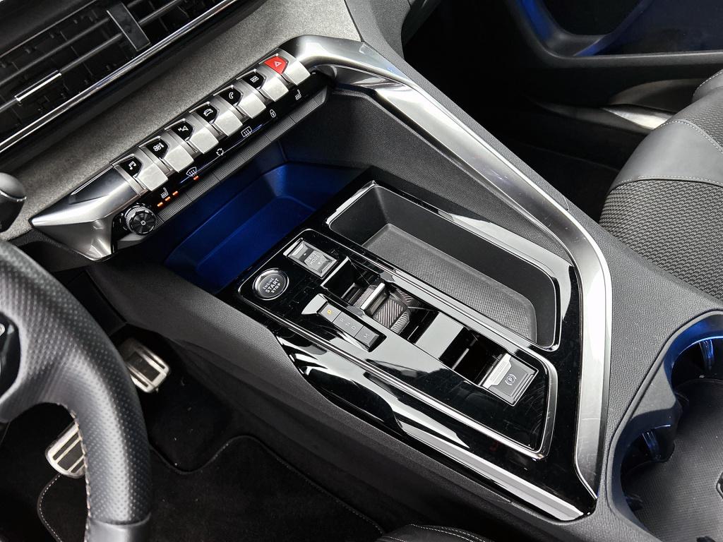 Peugeot 3008 130 pk automaat gt | rijklaar | elektrische achterklep | adapt