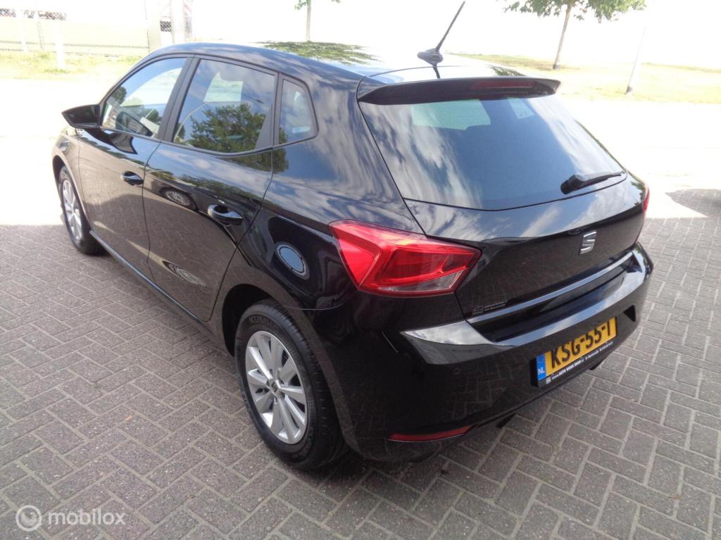 Seat Ibiza 1.0 mpi style/airco ecc/led/lm velgen/pdc/apple carplay/full lin