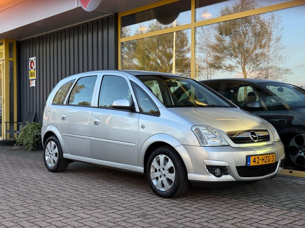Opel Meriva 1.6-16v temptation