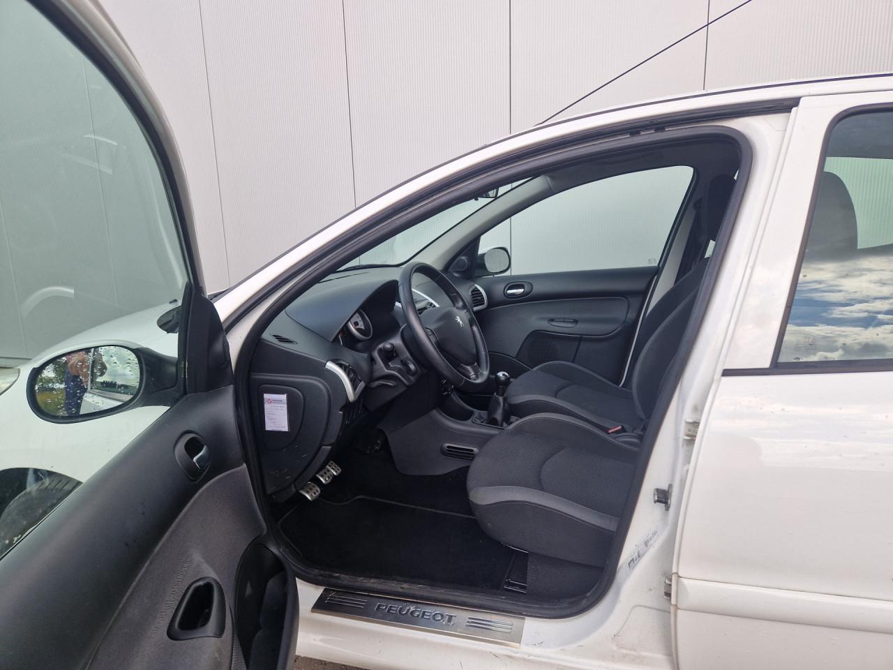 Peugeot 206 + 1.4 Sportium