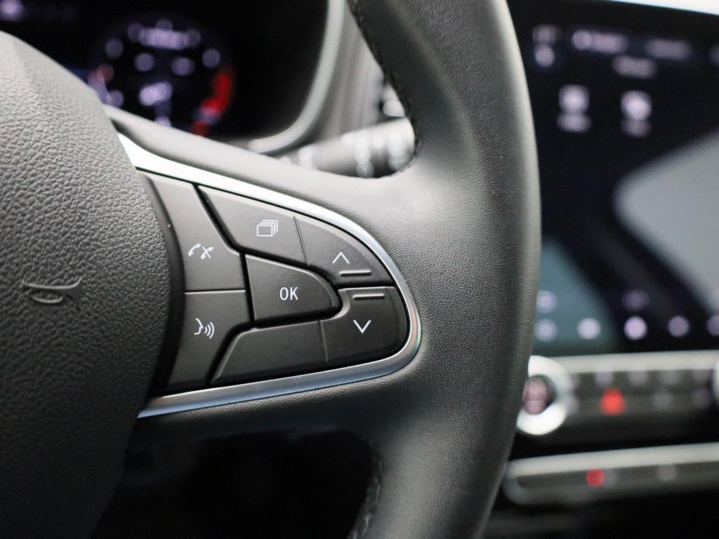 Renault Megane 1.3 tce 140 techno | automaat | navigatie | virtual cockpit 