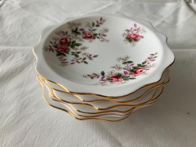 Gebakschaal Royal Albert Lavender Rose