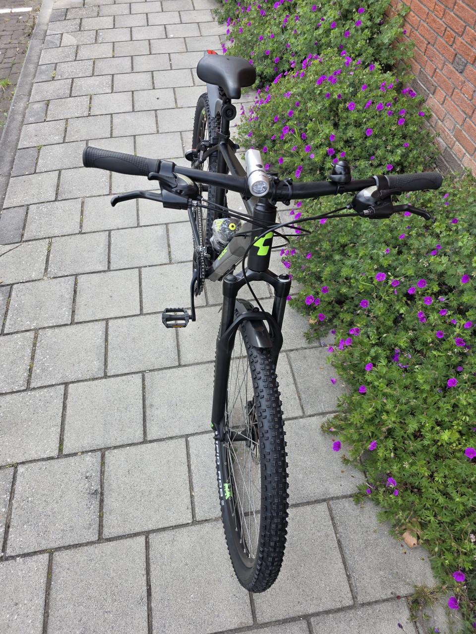 CUBE | AIM | 29 INCH | FRAME 51 CM | 3X8 V | NETTE STAAT!