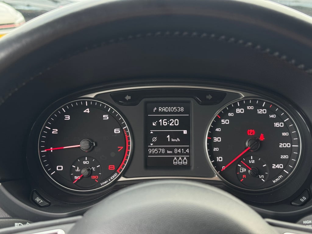 Audi A1 Sportback 1.0 tfsi s-line * navigatie * cruise control * nap