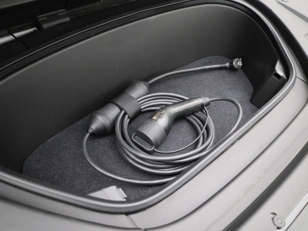 Volvo XC40 recharge core | automaat | lmv | parkeer sensoren | virtual cock