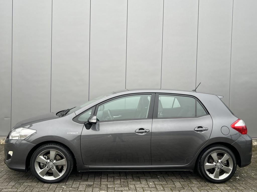 Toyota Auris 1.8 full hyb.exe.bns | trekhaak | parkeercamera