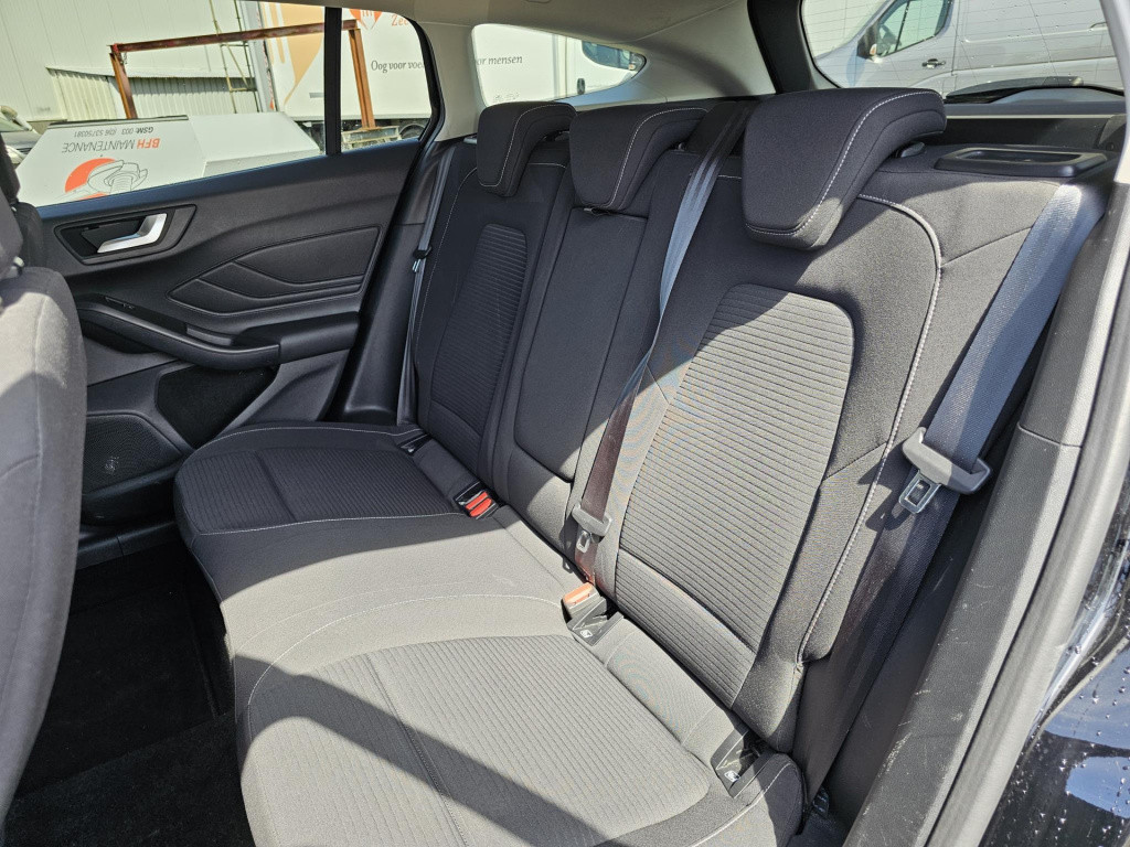 Ford Focus wagon 1.0 ecoboost titanium business