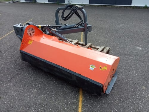 Klepelmaaier 165