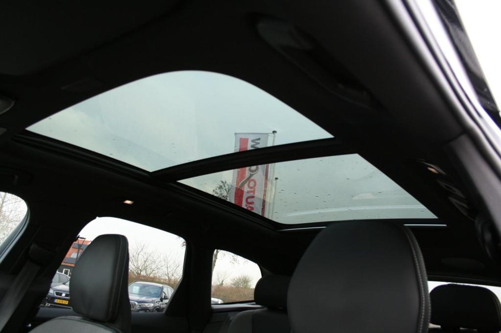 Volvo XC60 2.0 t6 plug-in hybrid awd plus black edition / nieuw / model 202