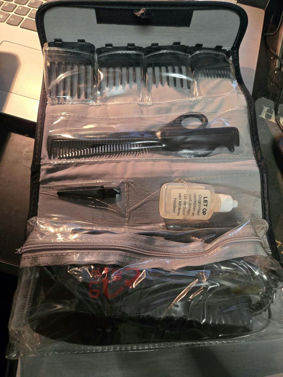 Elektrische tondeuse en baardtrimmer.