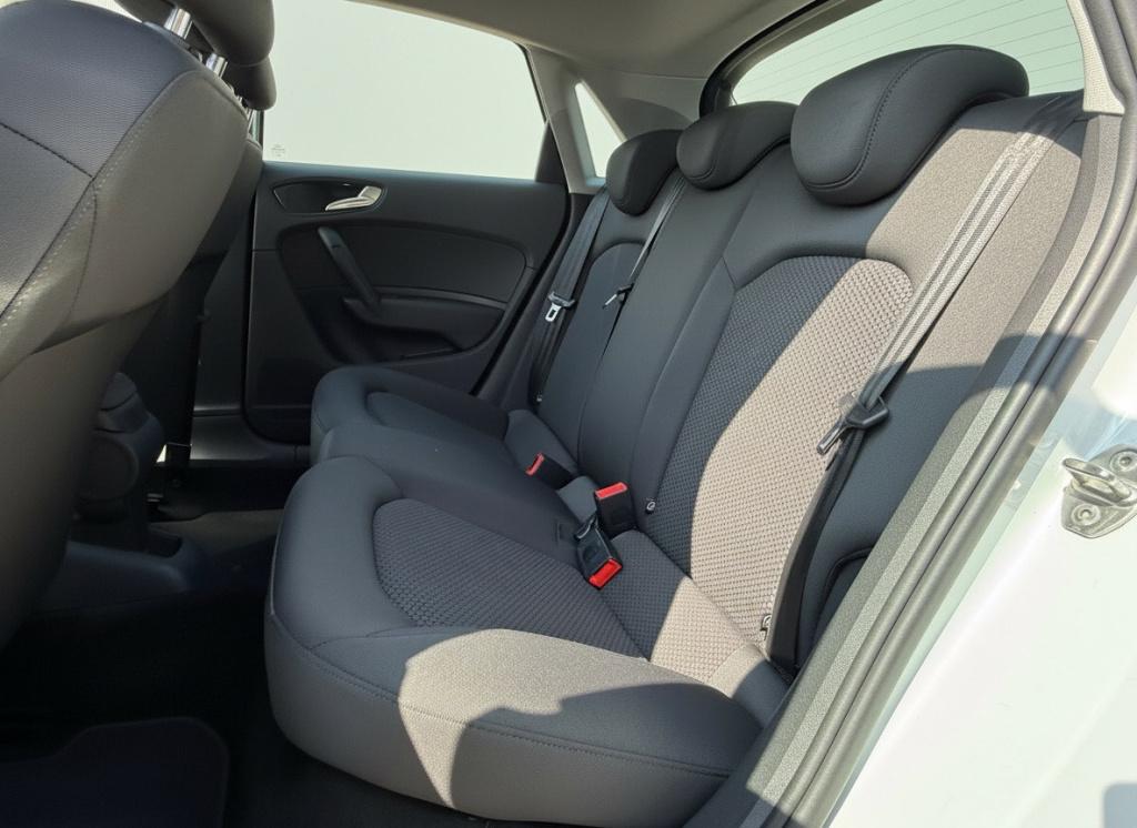 Audi A1 Sportback 1.0 tfsi sport pro line s automaat