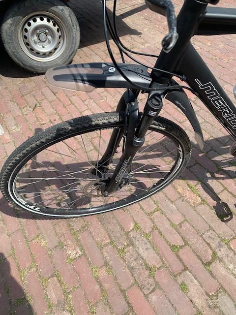 Merida crossway 400 herenfiets mat zwart ZGAN