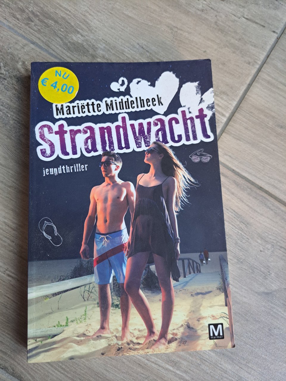 Jeugdthriller Strandwacht van Mariette Middelbeek