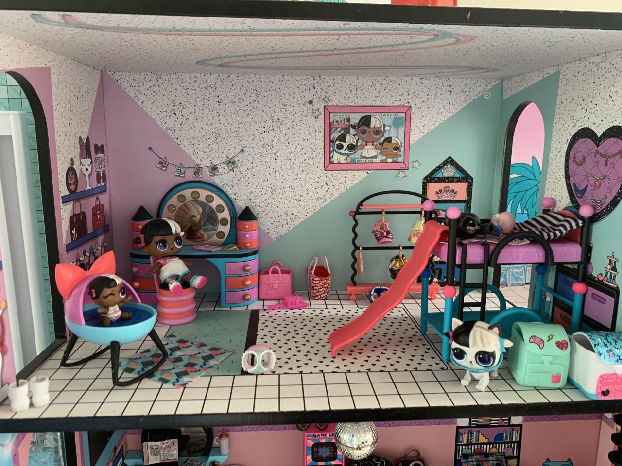 LOL poppenhuis