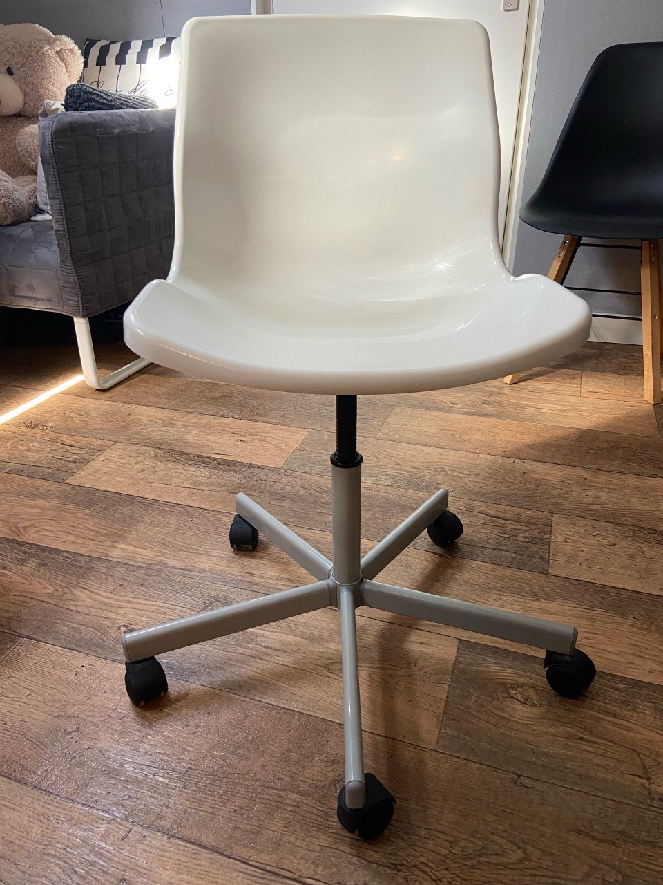 Witte bureaustoel perfect voor tiener