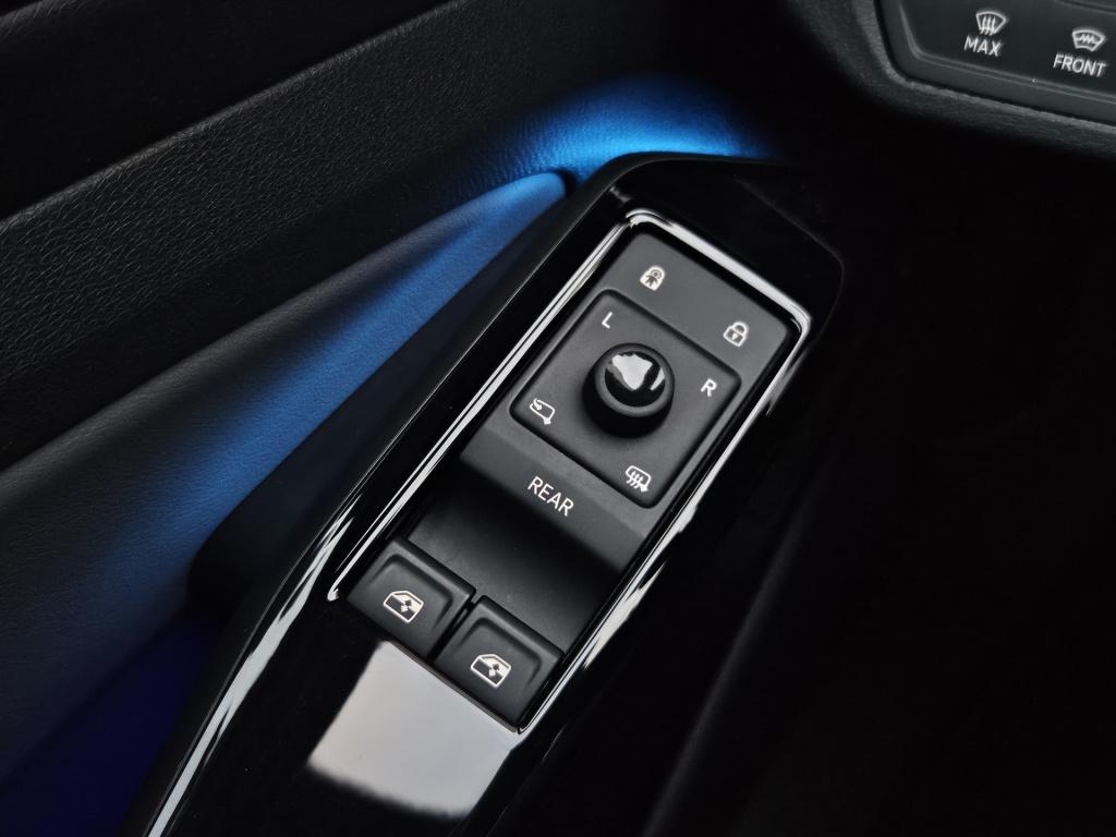 Volkswagen Id.4 pro 77 kwh soh 92% | acc | elek. trekhaak rijklaar inclusie