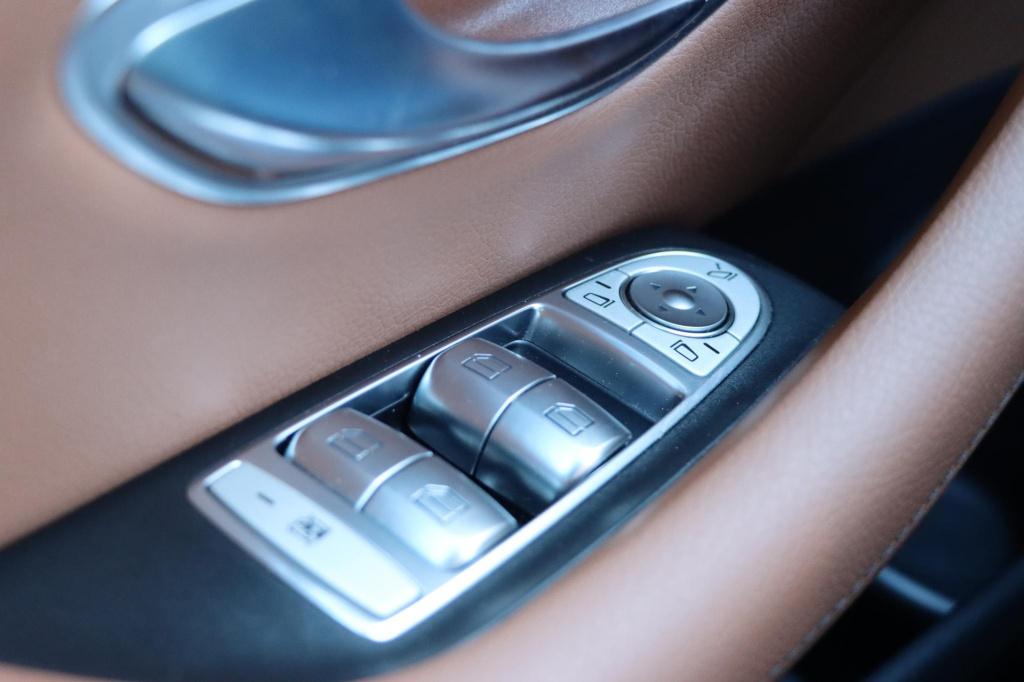 Mercedes-Benz E-Klasse 200 business solution amg