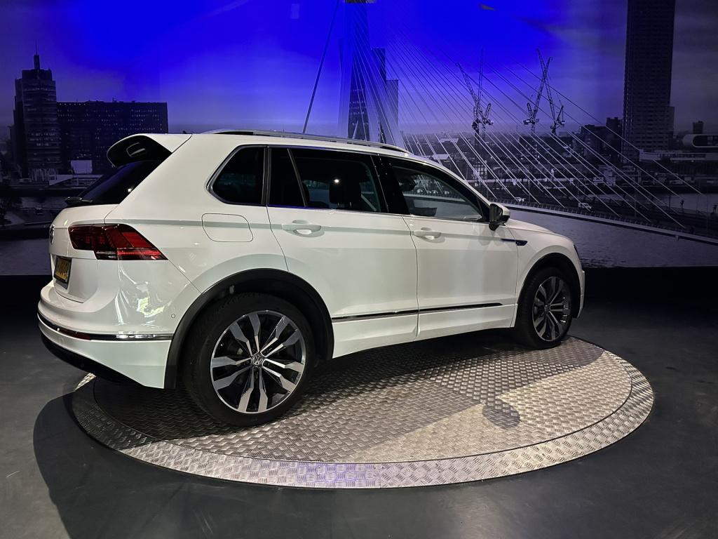 Volkswagen Tiguan 2.0 tsi 4motion highline business r *360camera*appconnect