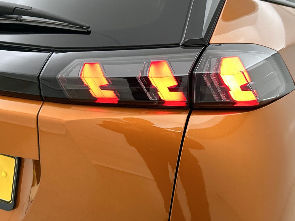 Peugeot 2008 100pk allure pack | rijklaar | navigatie | parkeersensoren | l