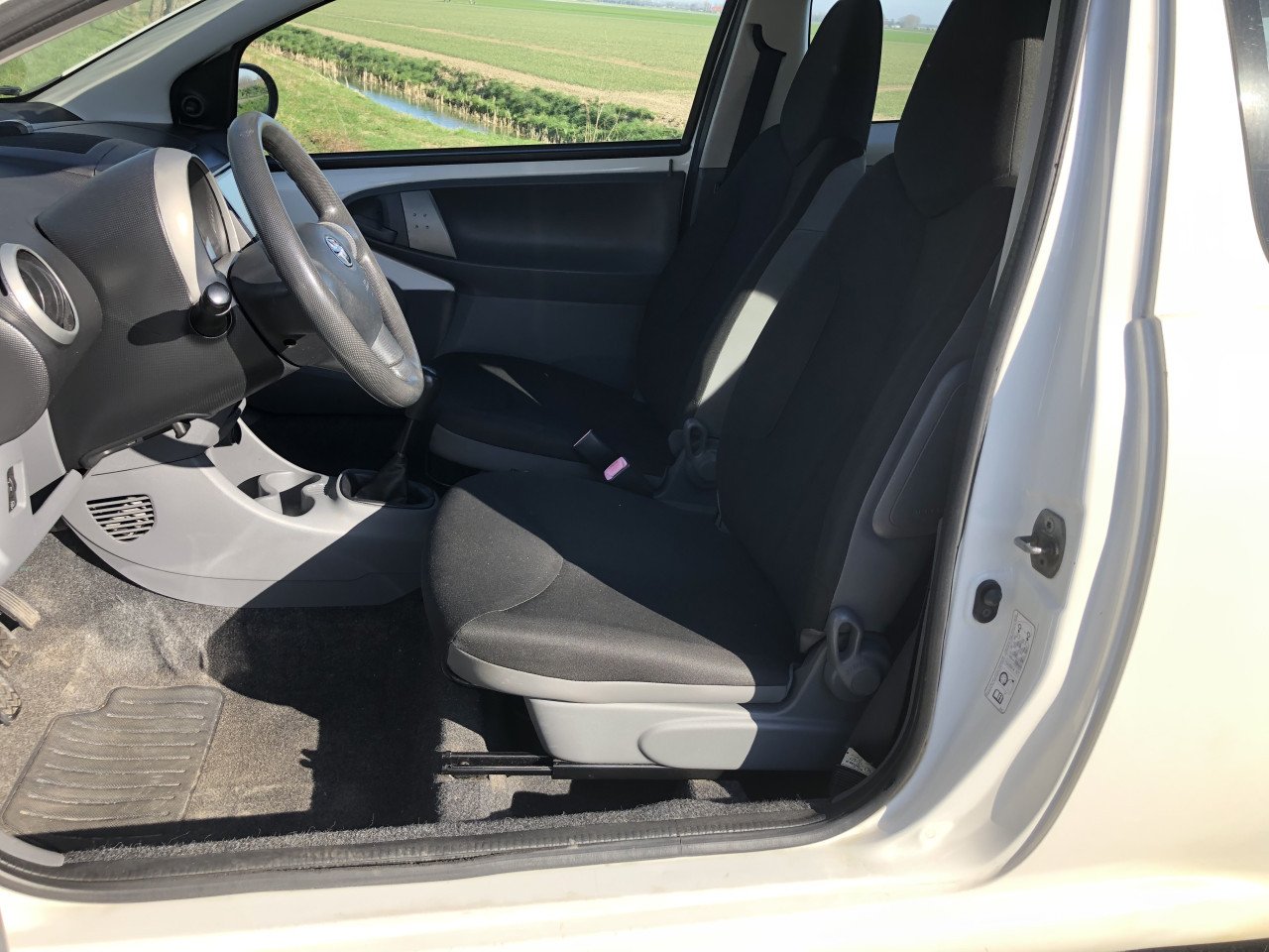 Toyota Aygo, 3deurs wit