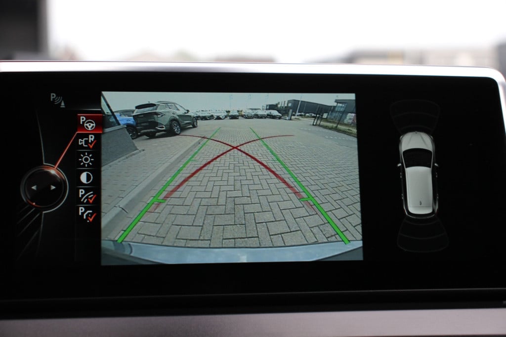 BMW 2-serie active tourer 216i centennial high executive | leder | hud | de