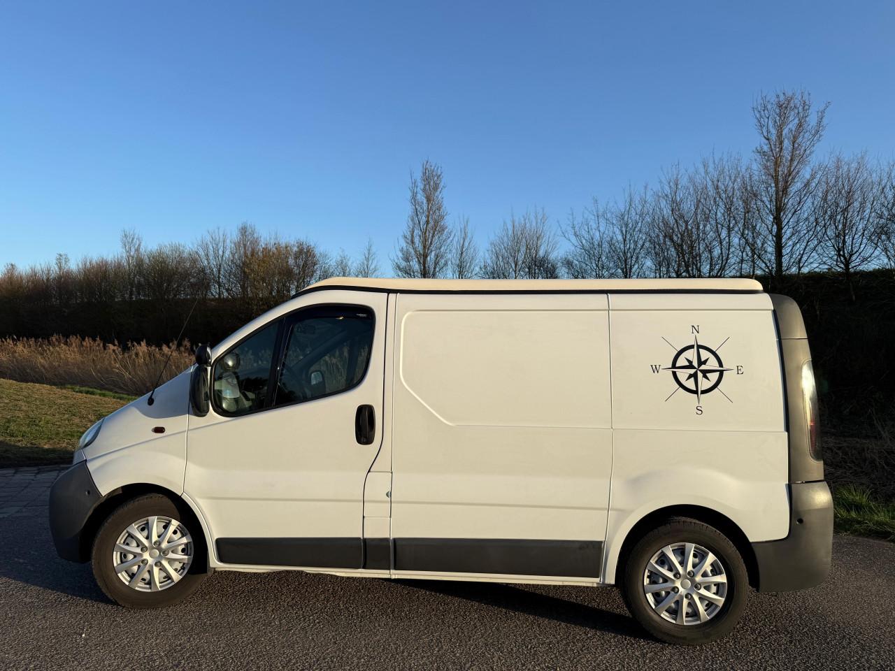 Opel vivaro 1.9 tdci Camperbus