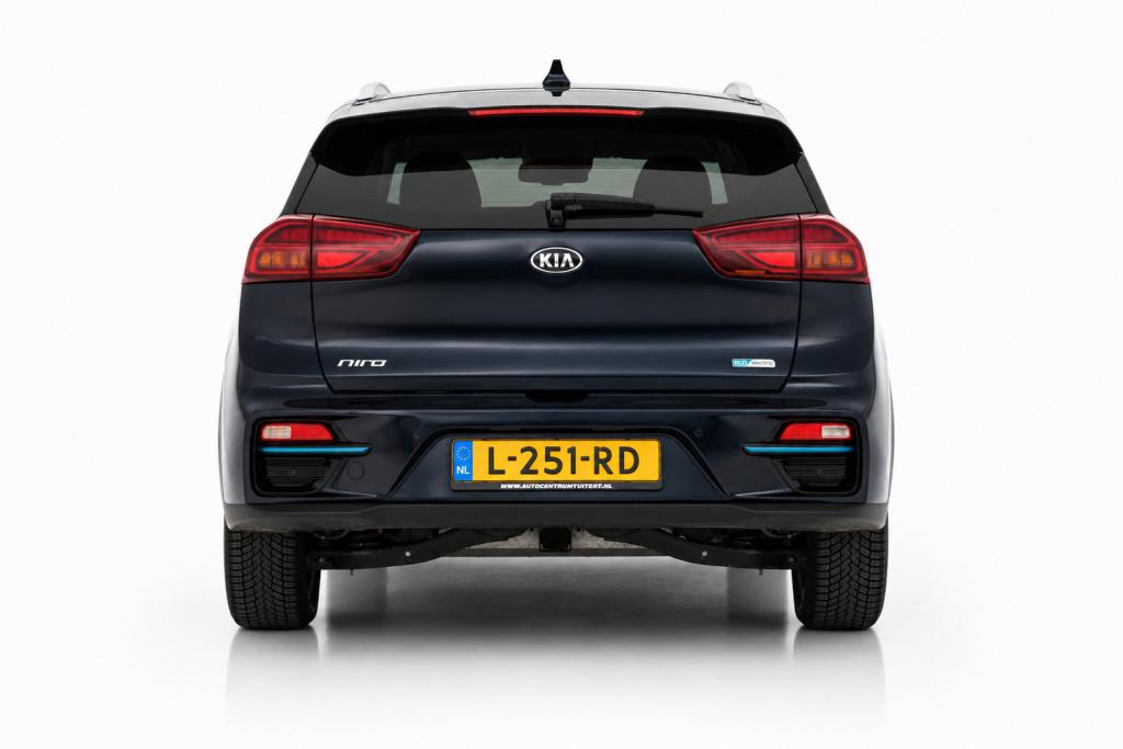 Kia E-niro dynamicplusline 64 kwh soh 99.6% | stoelverwarming | schuifdak |