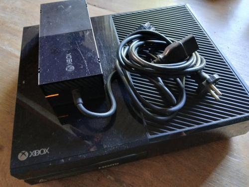 Xbox one 1540 met 16 games