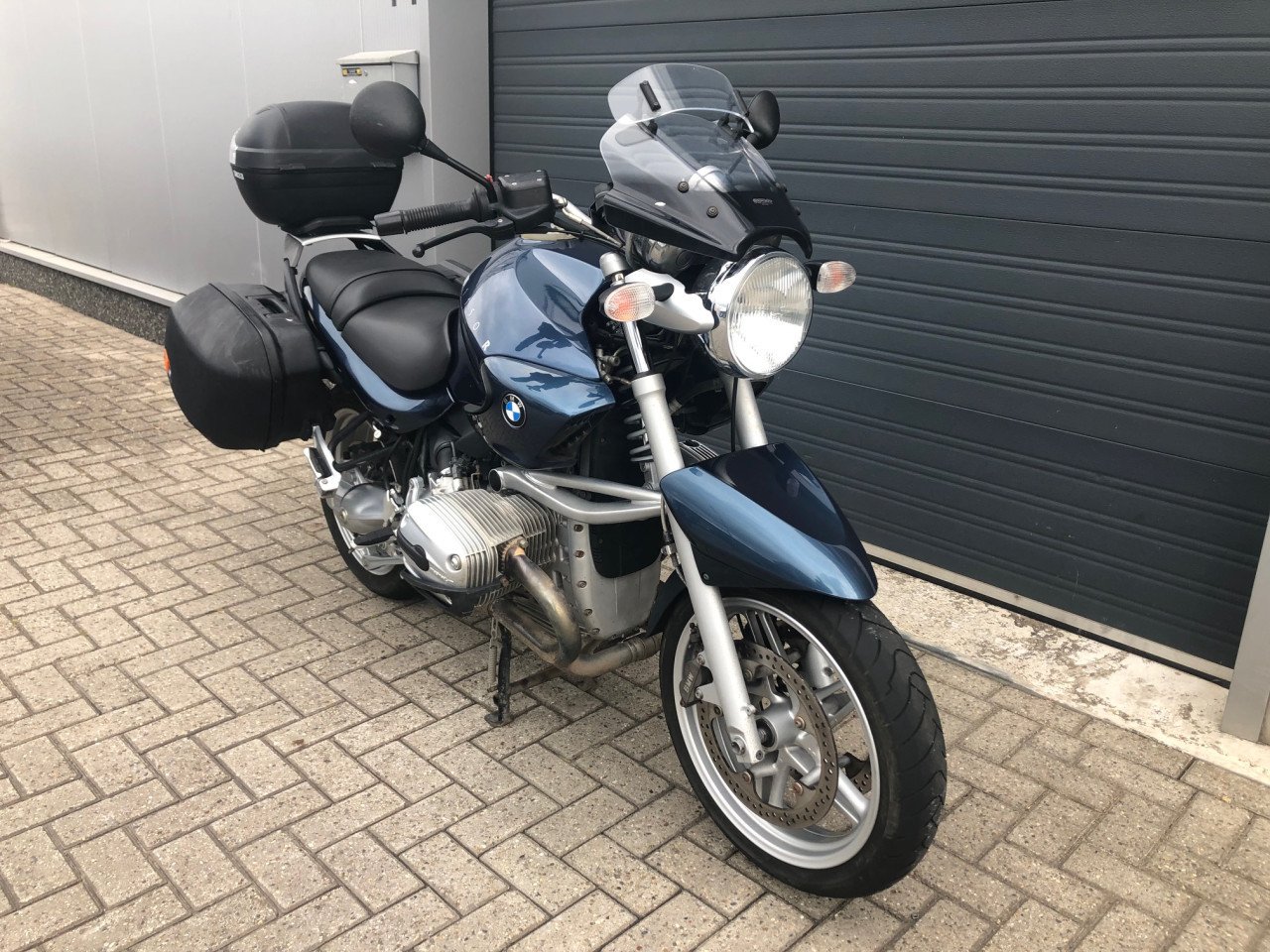 ***VERKOCHT*** BMW R1150R Twinspark uit 2006 met 29dkm, 3 koffers €3250,-