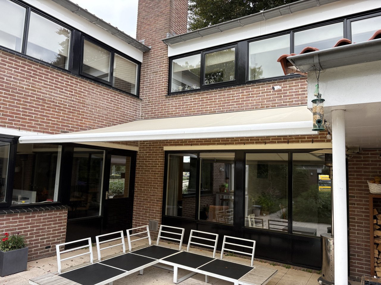 Electrisch zonnescherm met afstandbediening