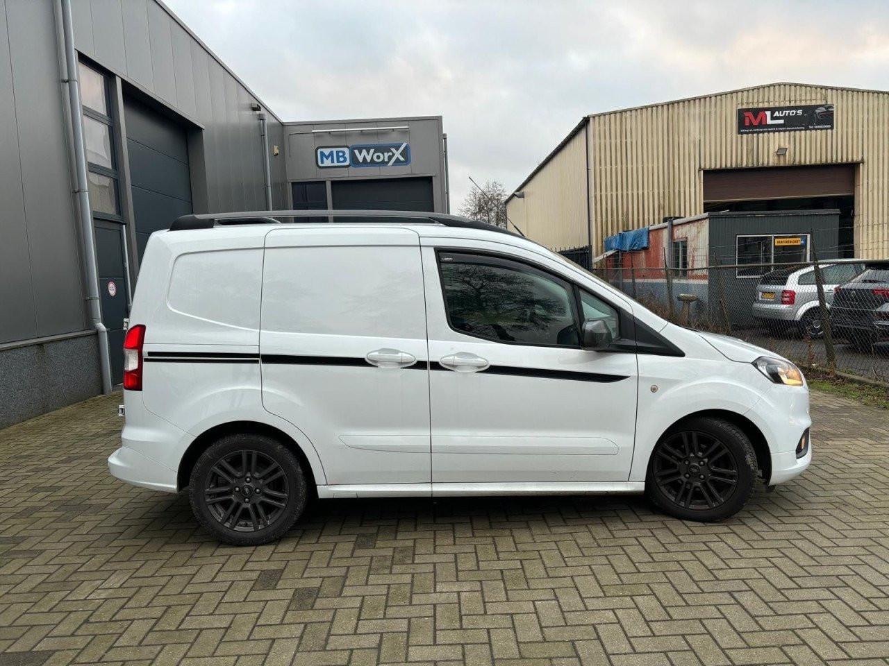 Ford Transit Courier 1.5 TDCI Limited Duratorq S&S BWJR 2021 VOL JAAR APK