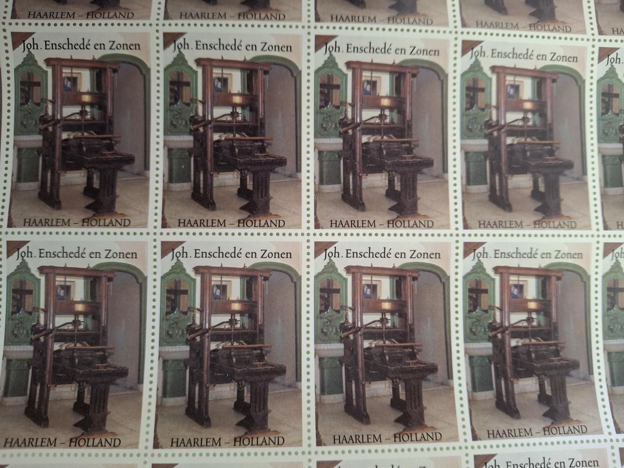 3 vellen sluitzegels Joh. Enschede