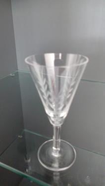 Ragfijn ca. 75-100 jarig glasserviesje