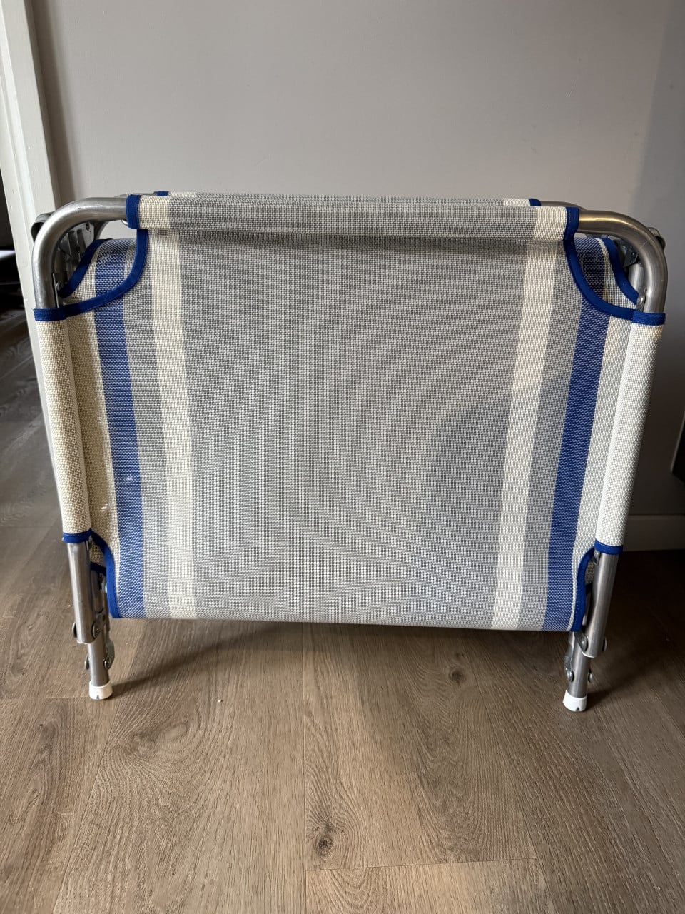 Dukdalf verstelbaar ligbed met aluminium frame