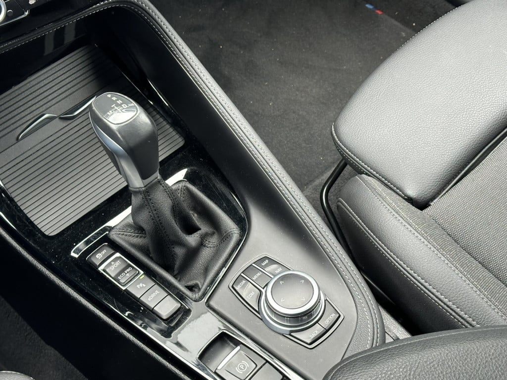 BMW X1 xdrive25e edrive edition l head -up i cruise control i stoelverwarmi