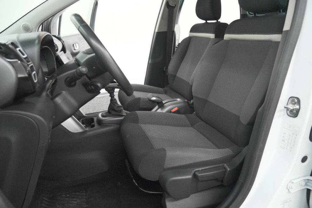 Citroen C3 Aircross puretech 110 feel | navigatie | parkeersensoren | clima
