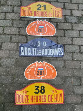 Vintage rallyschilden