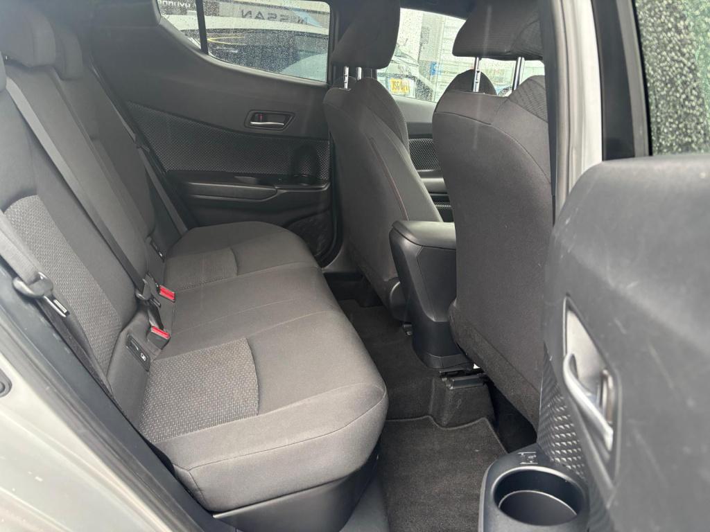 Toyota C-hr 1.8 hybrid 122pk cvt style ultimate