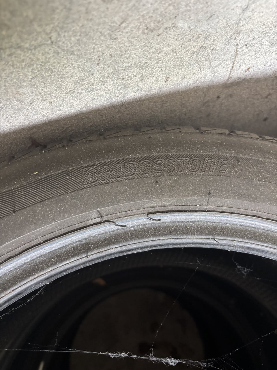 Bridgestone 245/45R18 100Y Zomerbanden (4 stuks)