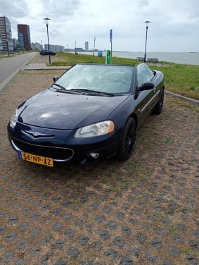 Chrysler Sebring 2005 2.7 6 cylinders 152k km 1 jaar apk!