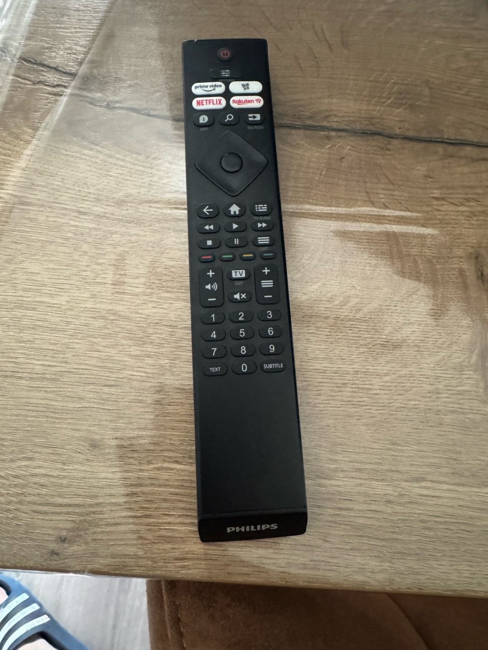Philips smart tv 4k 55 inch ongeveer twee jaar oud