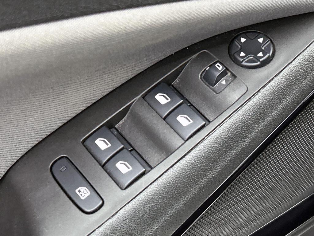 Opel Crossland X 1.2 turbo 120 jaar edition