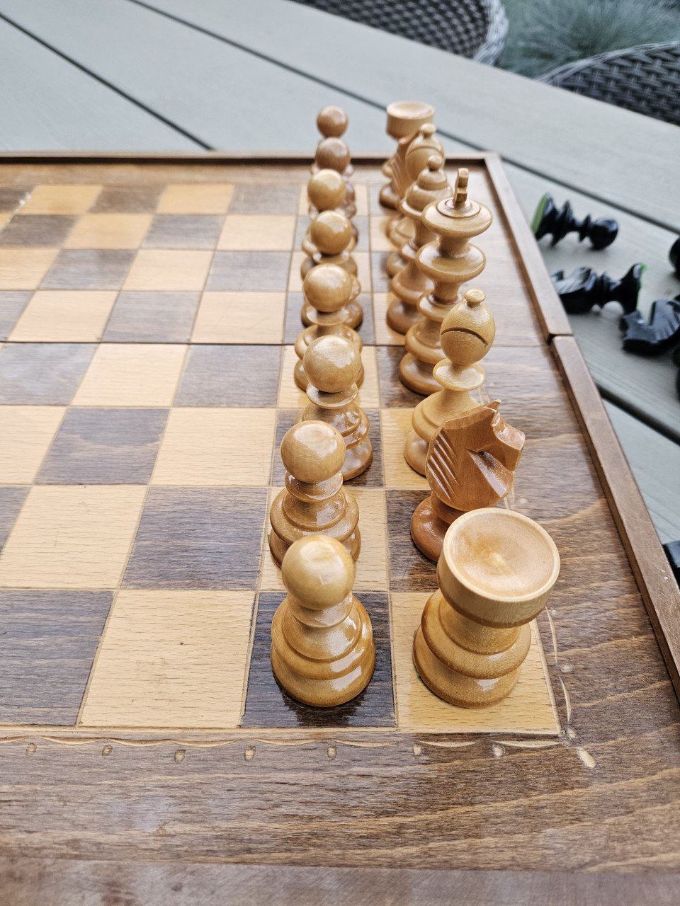 Prachtig groot opvouwbaar vintage houten schaakspel in zeer nette staat