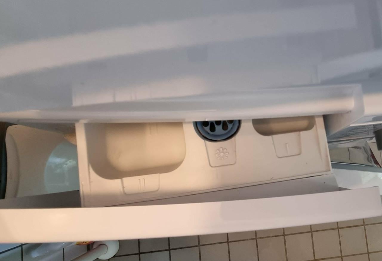 Sharp wasmachine 8 kg A+++ in prima staat