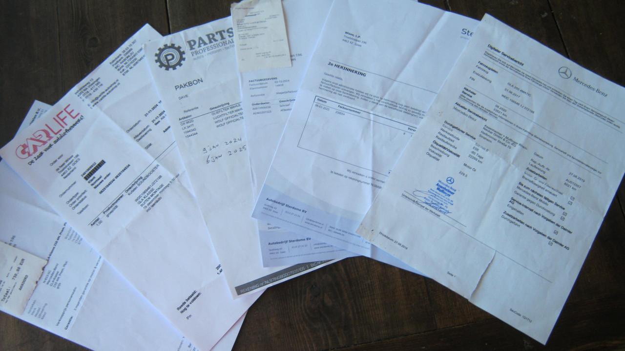 TE KOOP MERCEDES GLA 250  4 MATIC MET WEINIG KM