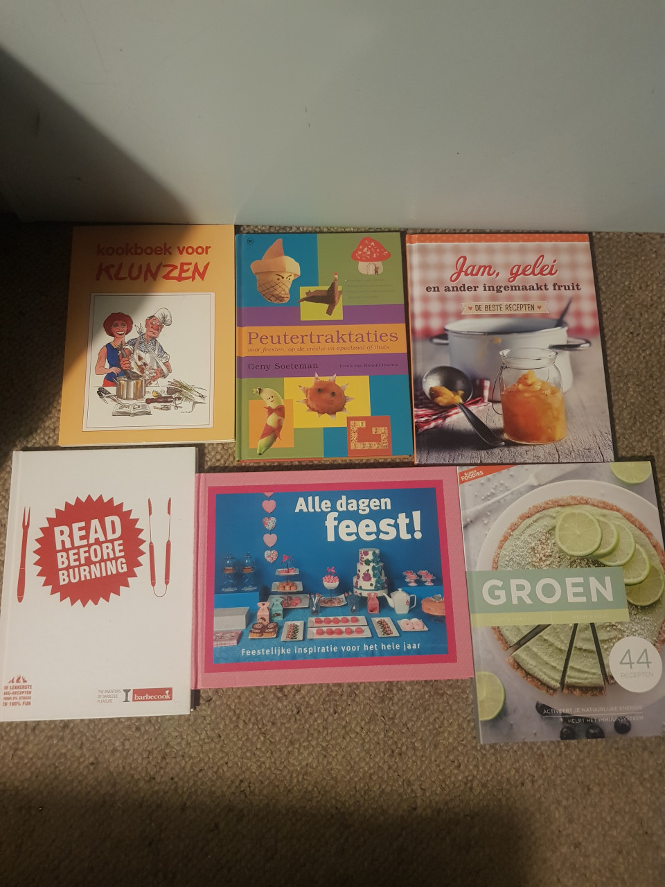 24 kookboeken en boekjes